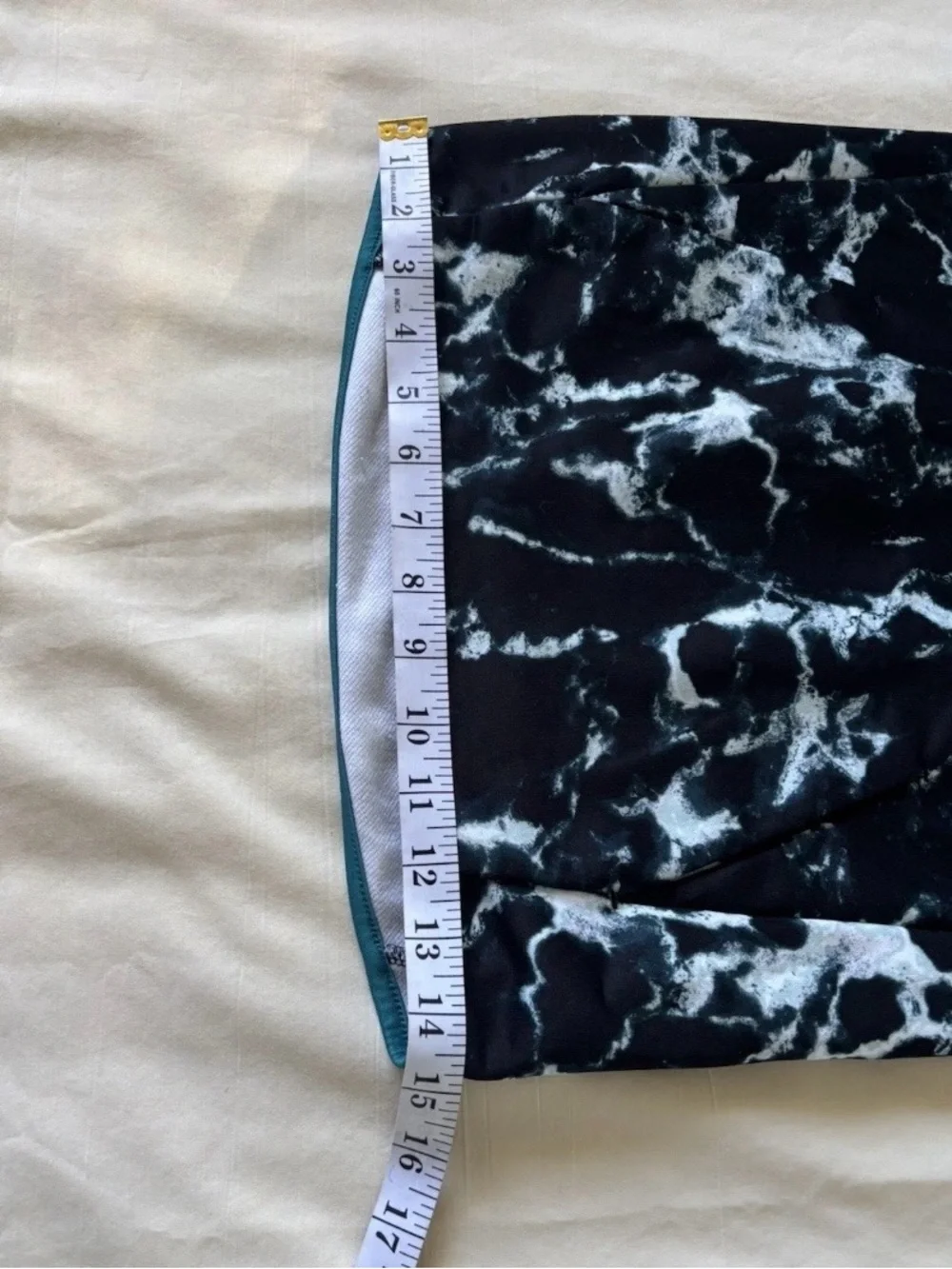 Old Navy Active Boys' Black Tie-Dye Sleeveless Hoodie - Size S (6)